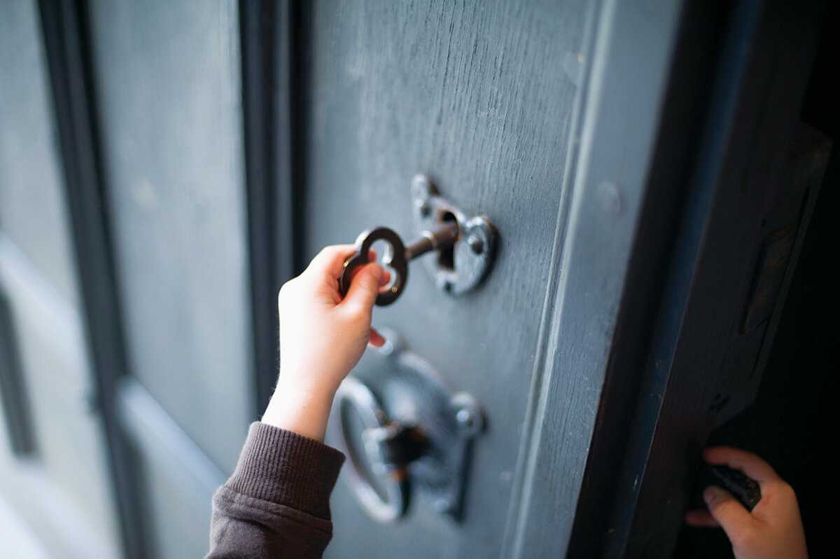 Ключи - сонник. сонник - закрывать дверь на ключ :: syl.ru