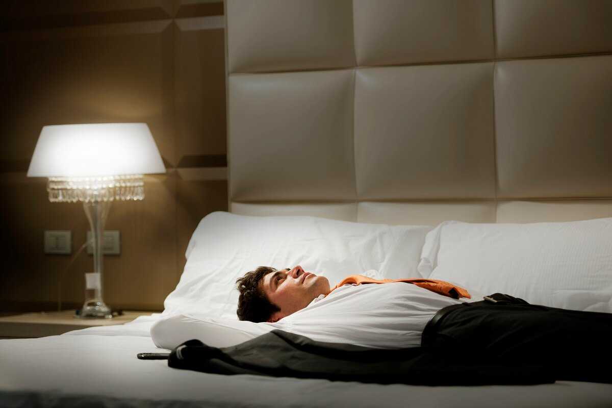 К чему снится  гостиница во сне — по 90 сонникам! если видишь во сне гостиница что значит?